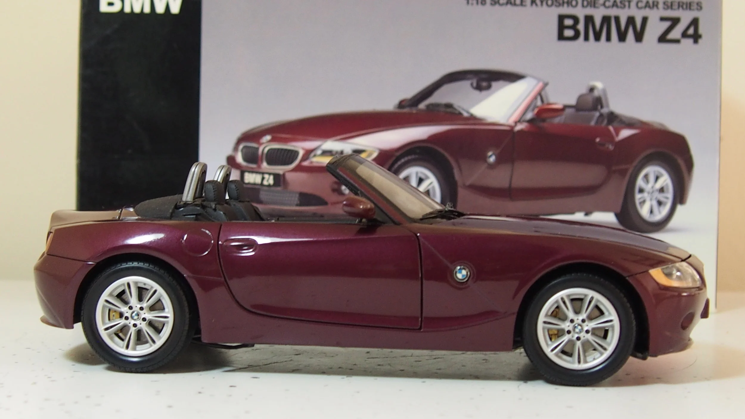 BMW Z4M Coupe ミニカー 京商 1/18 KYOSHO 1/18 Kyosho BMW Z4 M Z4M Coupe (Silver) Diecast Car Model
